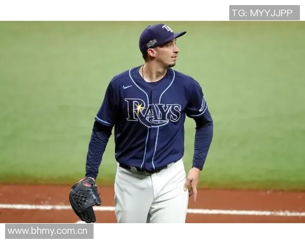 瓦杜兹与巴拉对决分析谁在实力和战术上更胜一筹 瓦杜兹与巴拉对决分析谁在实力和战术上更胜一筹