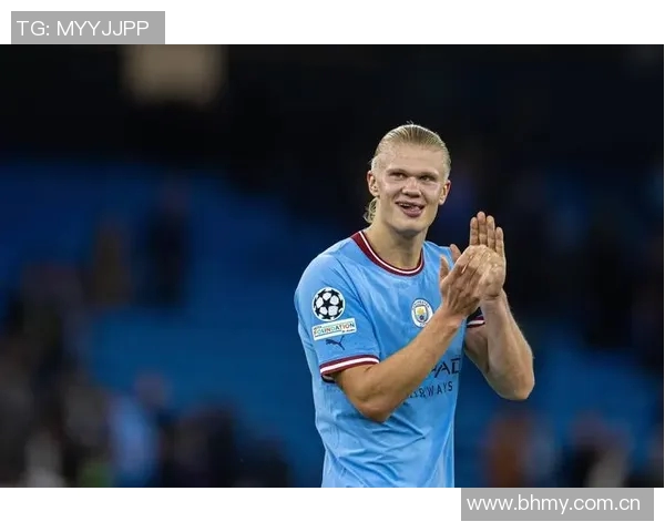 利物浦主场迎战曼城争夺英超榜首之战精彩回顾与分析 利物浦主场迎战曼城争夺英超榜首之战精彩回顾与分析