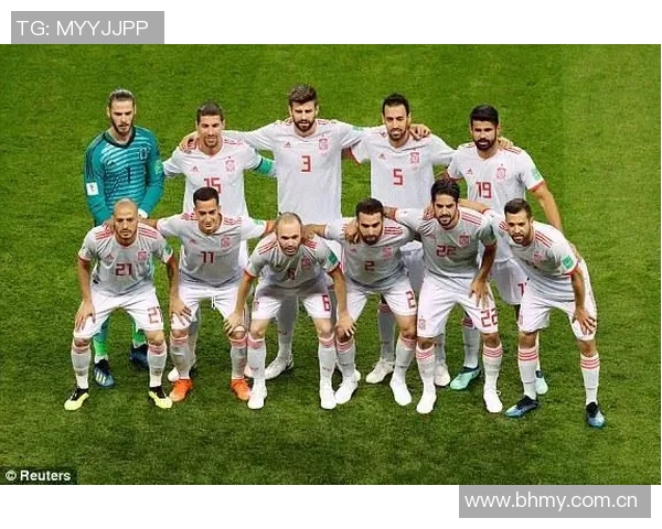 西班牙与伊朗精彩射门集锦回顾激情对决瞬间分析